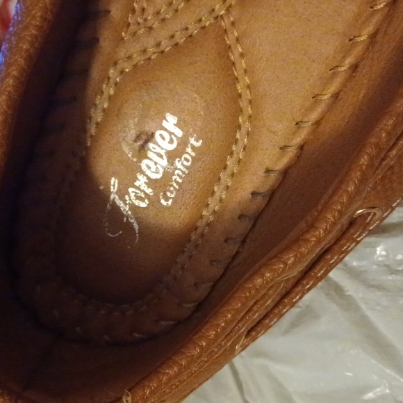 BUY 1 GET 1 FREE: 2 Women Flat Shoes - Picture 10 of 13